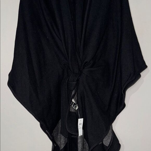 Ann Taylor Black Poncho Shrug Sweater with Asymmetrical Drape - Picture 5 of 11
